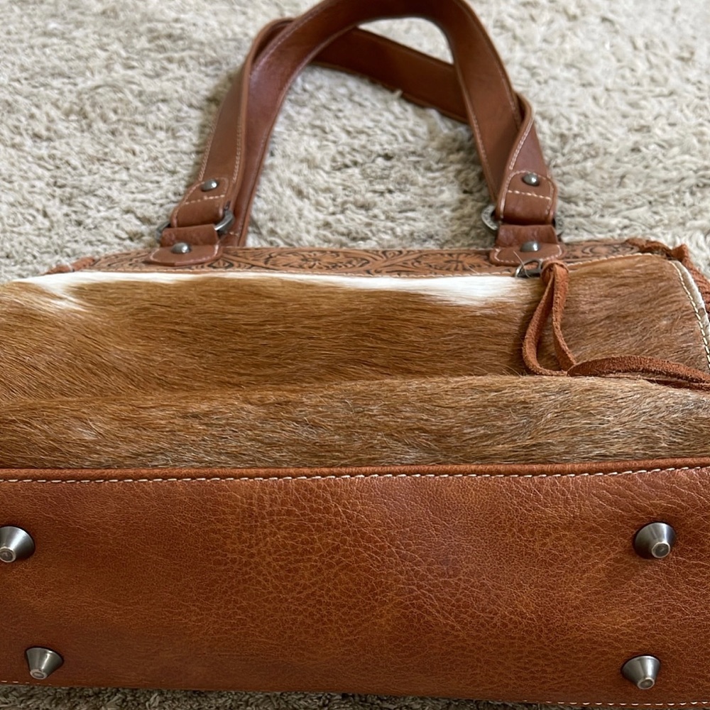 Cowhide Purse with gun zip pocket